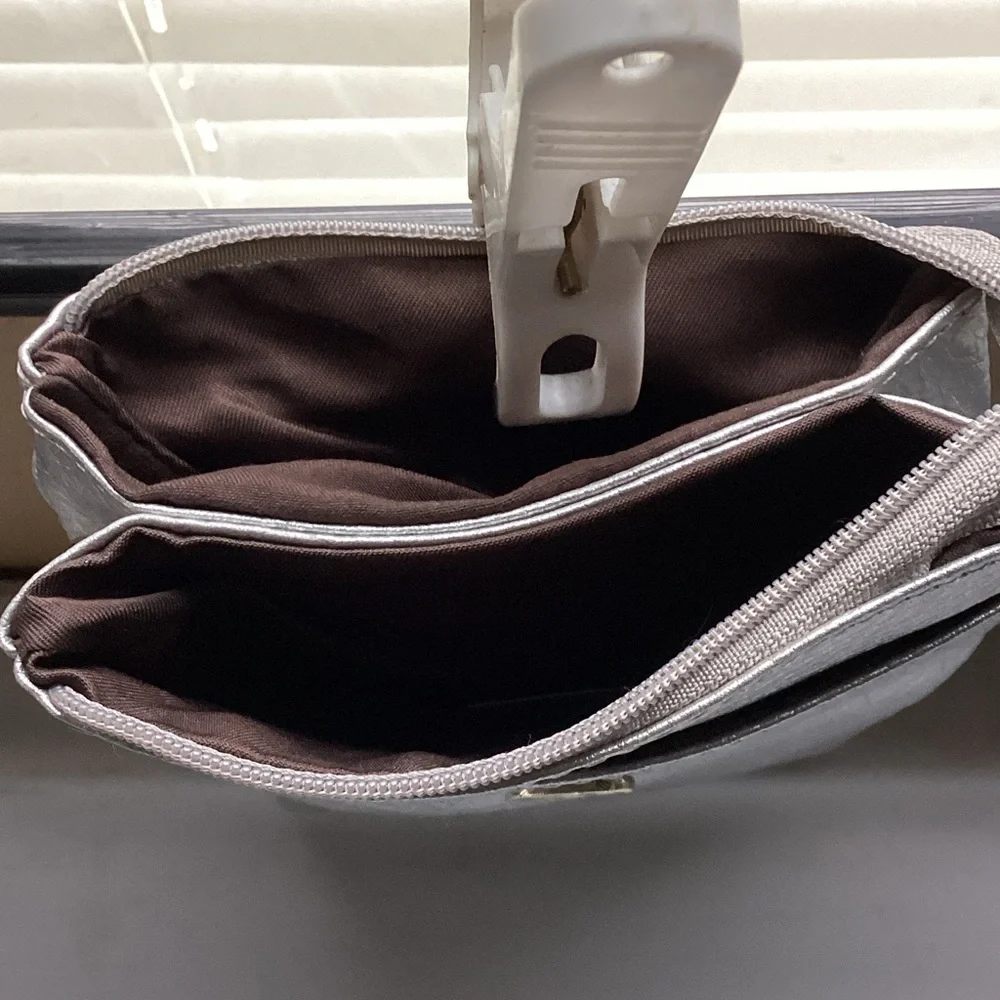 Minicat Silver Phone Holster with Strap